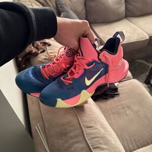 Giannis Nike Basketball Shoes